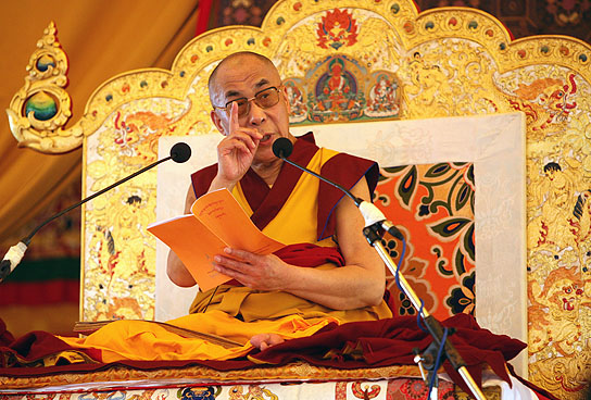 1255698106_dalailama.jpg