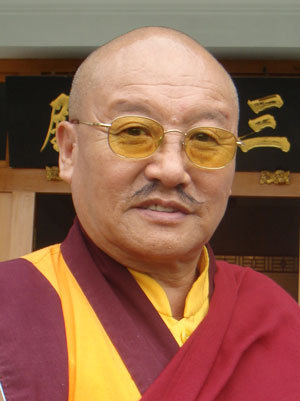 LamchenGyalpoRinpoche.jpeg